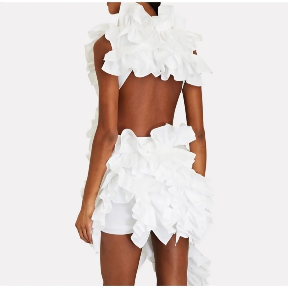 💋WHITE RUFFLLED BACKLESS DRESS!! - Picture 3 of 8